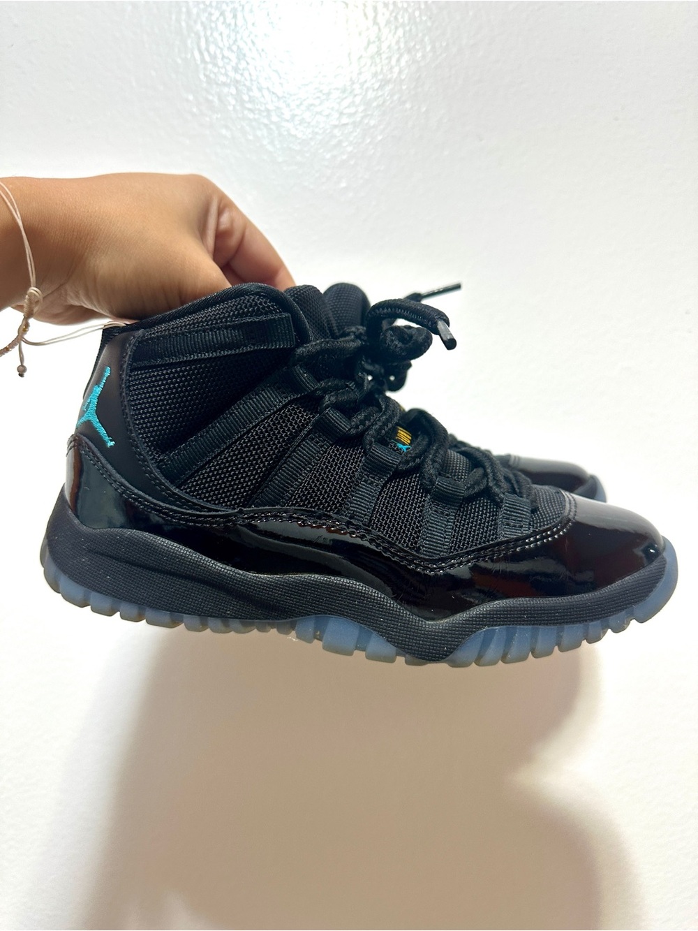 Jordan 11 Gamma Blue Size 2y